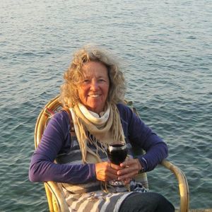 Meet your Posher, Angela